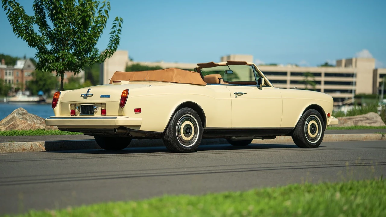 1988 Rolls-Royce Corniche Series II - Image 11 of 31