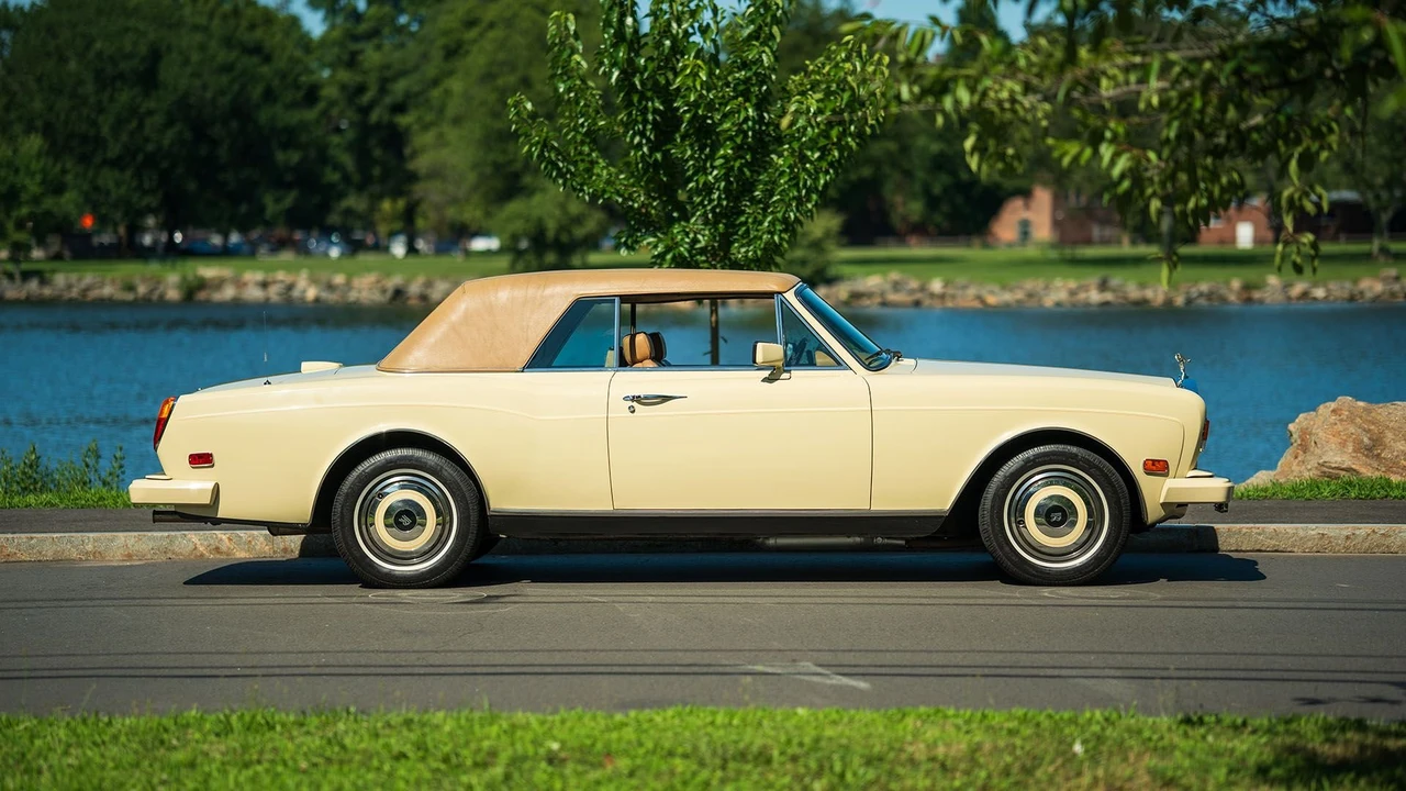 1988 Rolls-Royce Corniche Series II - Image 20 of 31