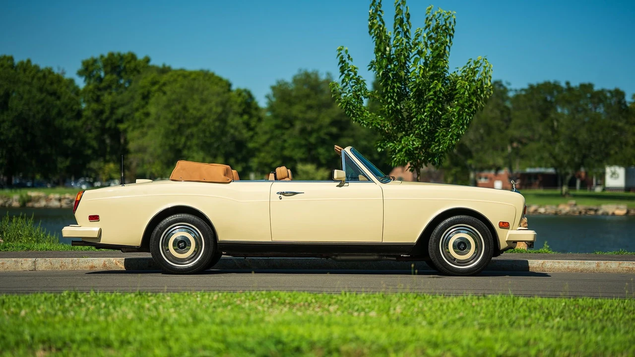 1988 Rolls-Royce Corniche Series II - Image 10 of 31