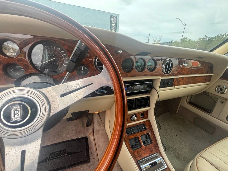 1988 Rolls-Royce Corniche Series II - Image 11 of 20