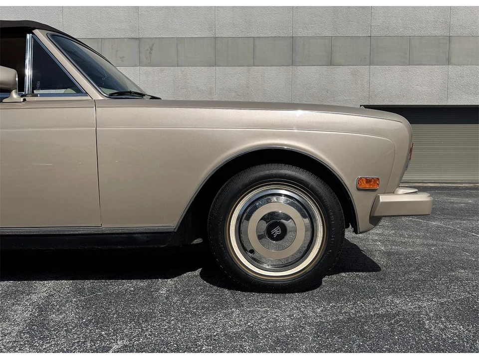 1988 Rolls-Royce Corniche Series II - Image 2 of 31