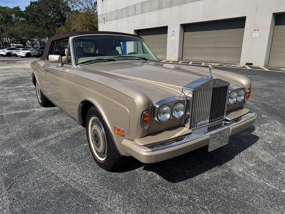 1988 Rolls-Royce Corniche Series II - Image 10 of 31