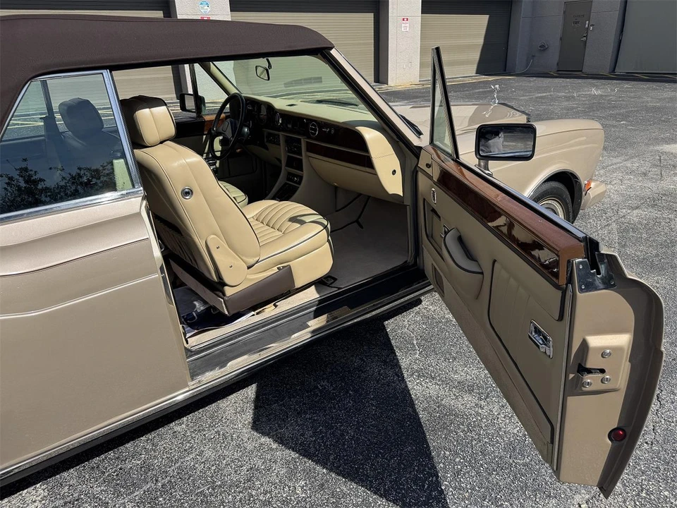 1988 Rolls-Royce Corniche Series II - Image 19 of 31