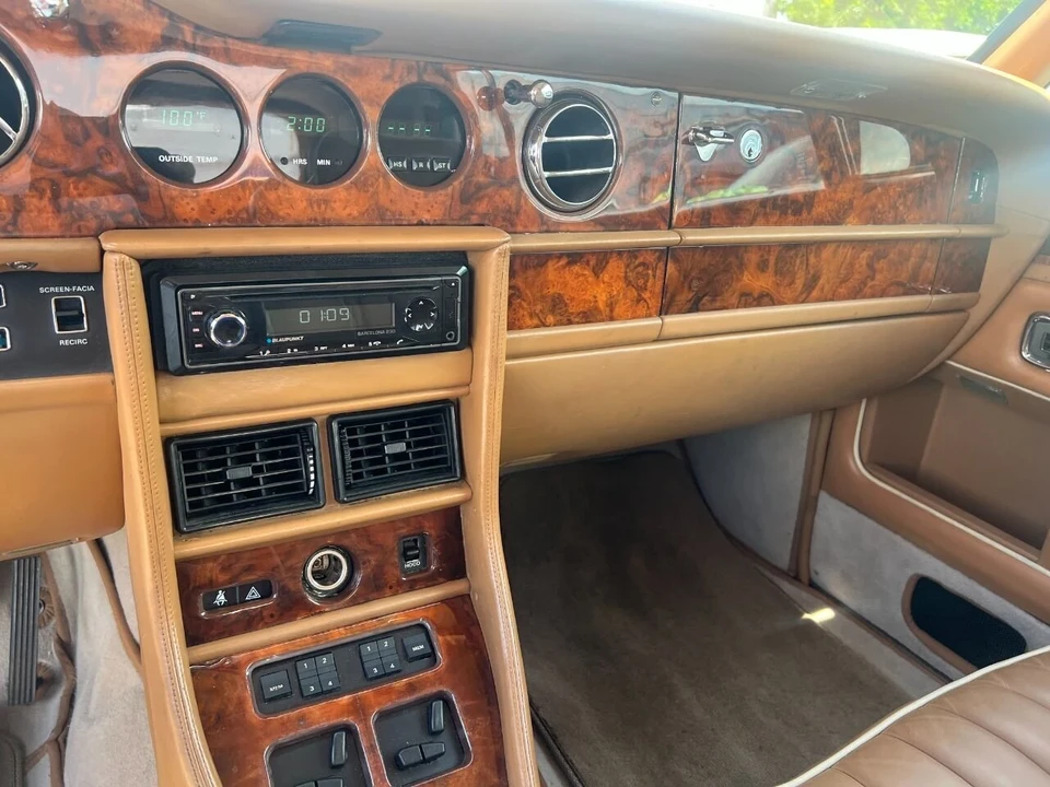 1988 Rolls-Royce Corniche Series I - Image 20 of 21