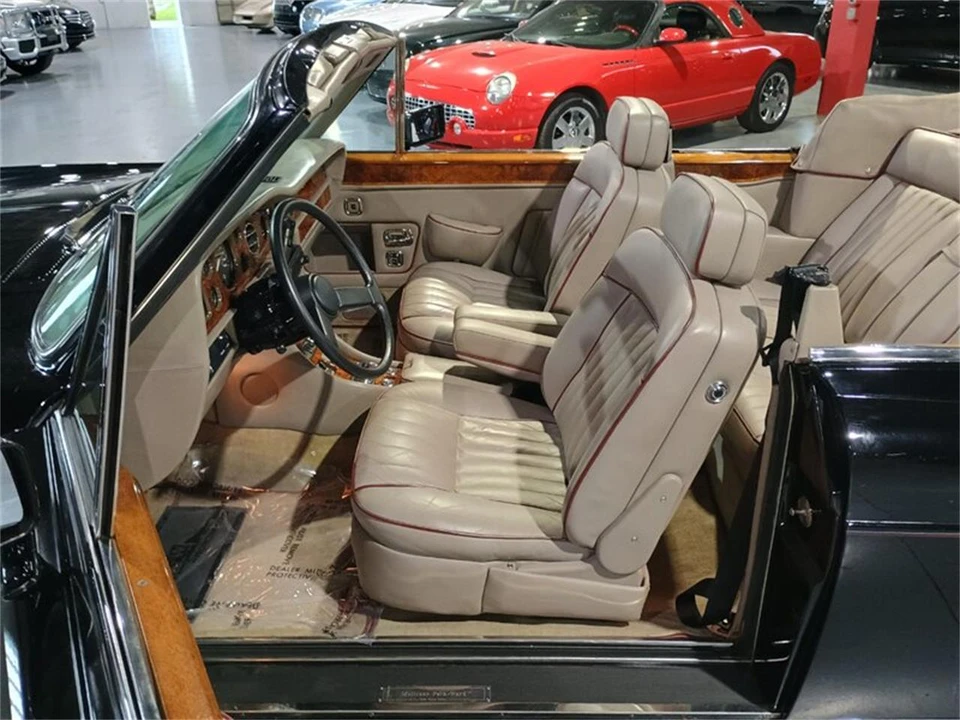 1988 Rolls-Royce Corniche Series II - Image 16 of 31