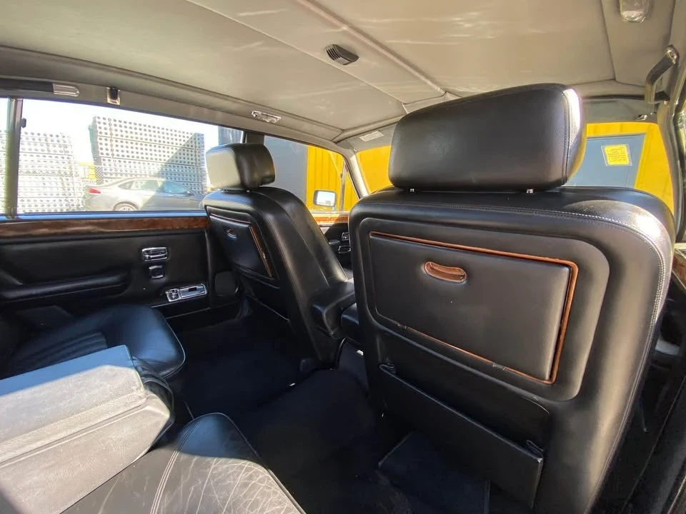 1988 Rolls-Royce Phantom VI - Image 11 of 17