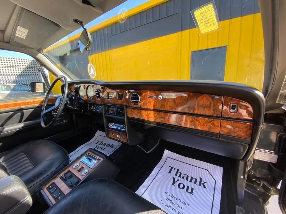 1988 Rolls-Royce Phantom VI - Image 9 of 17