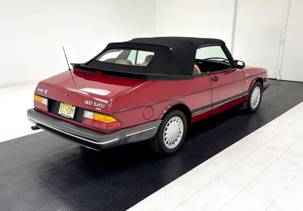 1988 Saab 900 1st Gen - Image 9 of 12