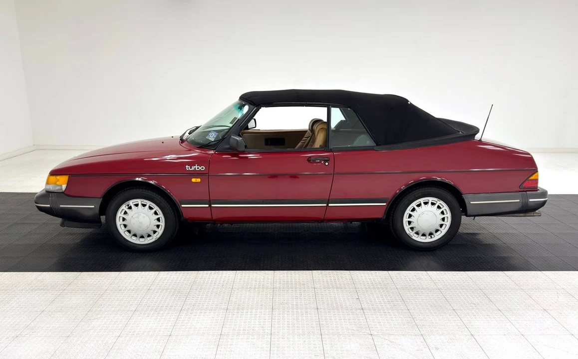 1988 Saab - Image 4 of 31