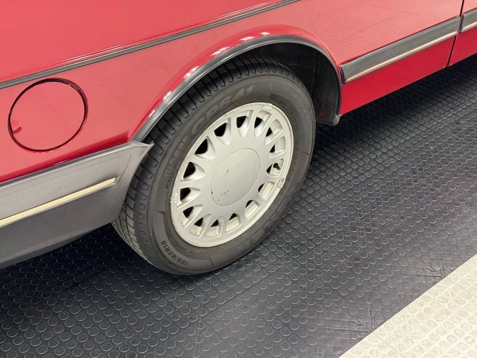 1988 Saab - Image 25 of 31