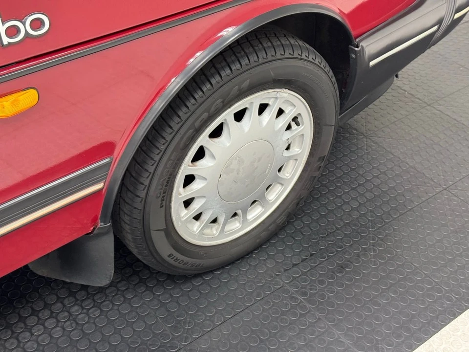 1988 Saab - Image 27 of 31