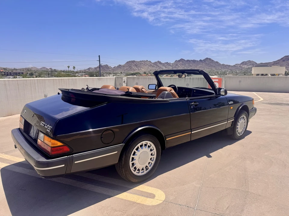 1988 Saab 900 Turbo 1st Gen - Image 17 of 31