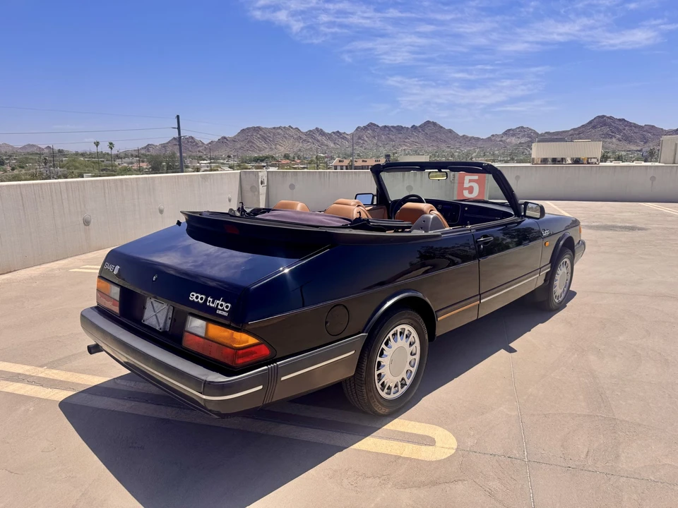 1988 Saab 900 Turbo 1st Gen - Image 16 of 31