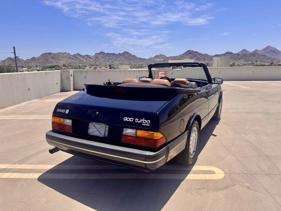 1988 Saab 900 Turbo 1st Gen - Image 15 of 31
