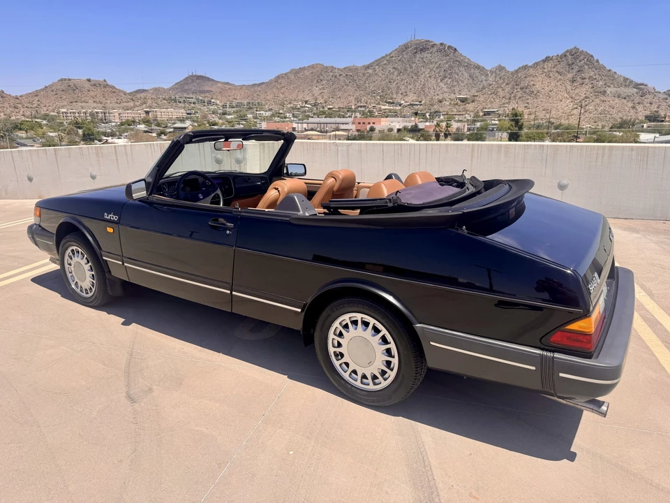 1988 Saab 900 Turbo 1st Gen - Image 13 of 31
