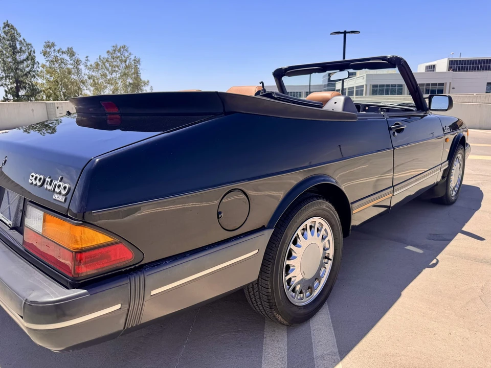 1988 Saab 900 Turbo 1st Gen - Image 29 of 31