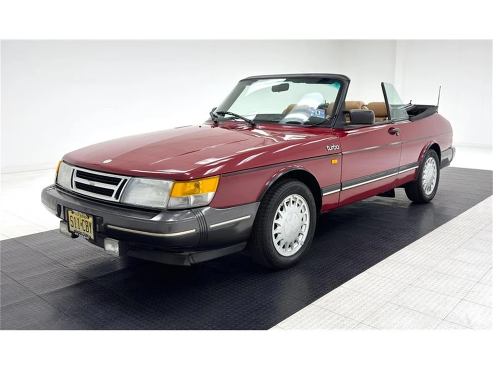 1988 Saab 900 Turbo 1st Gen - Image 3 of 31