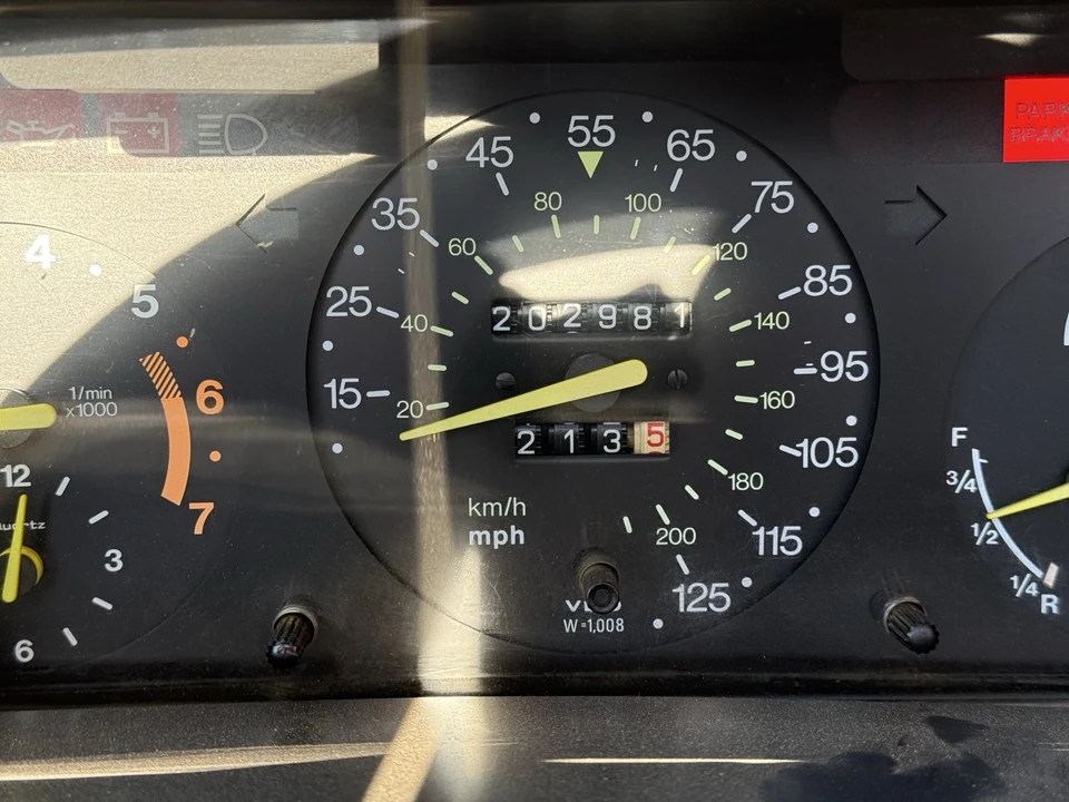 1988 Saab 900 - Image 7 of 13