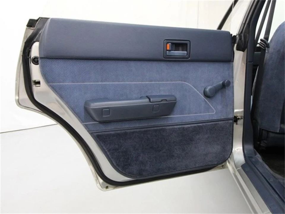 1988 Subaru XT - Image 21 of 31