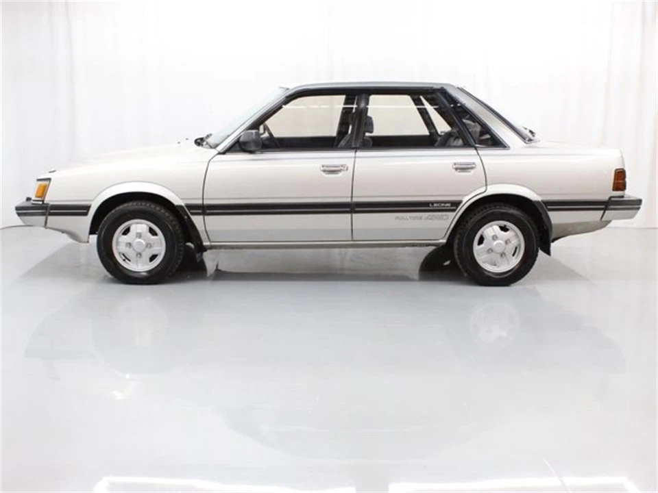 1988 Subaru XT - Image 4 of 31