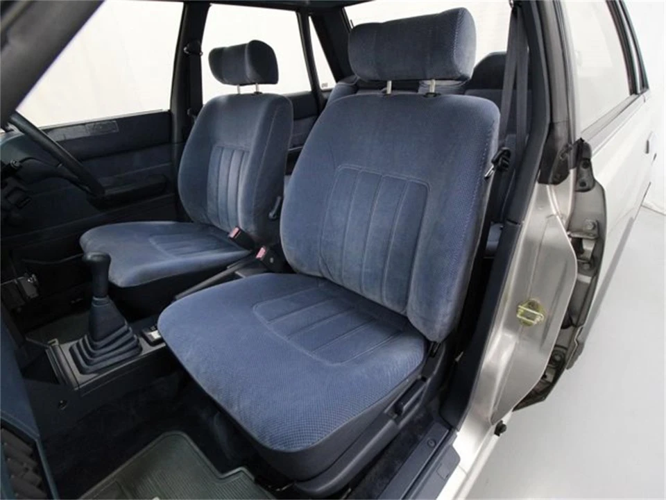 1988 Subaru XT - Image 18 of 31