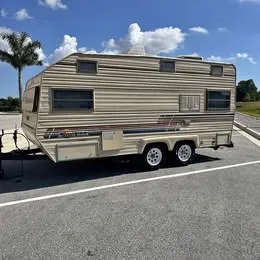 1988 Sunline 19ft Travel Trailer