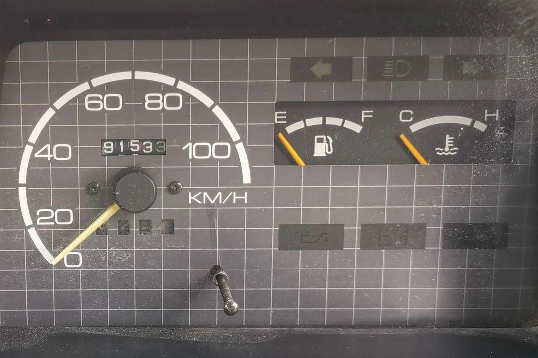 1988 Suzuki Carry & Every 7th Gen - Image 25 of 31