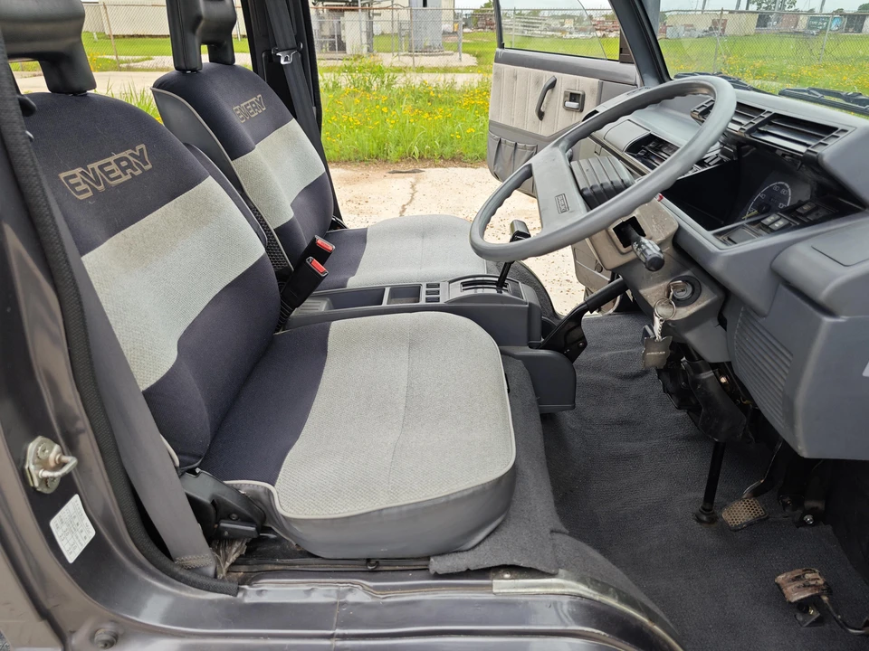 1988 Suzuki Carry & Every 7th Gen - Image 26 of 31