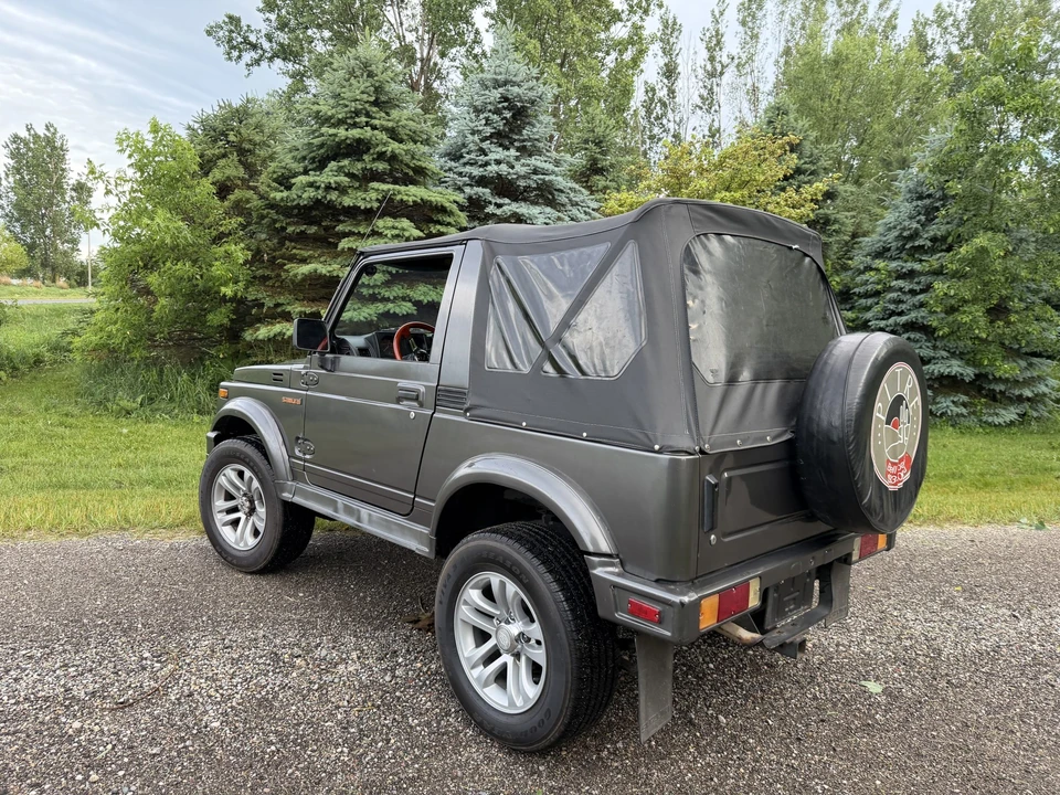 1988 Suzuki - Image 30 of 31