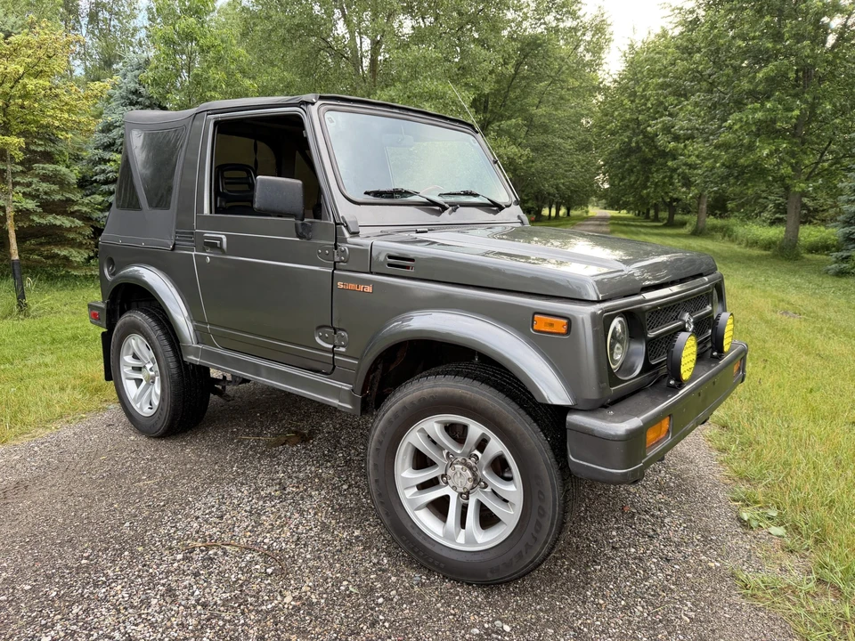 1988 Suzuki - Image 15 of 31