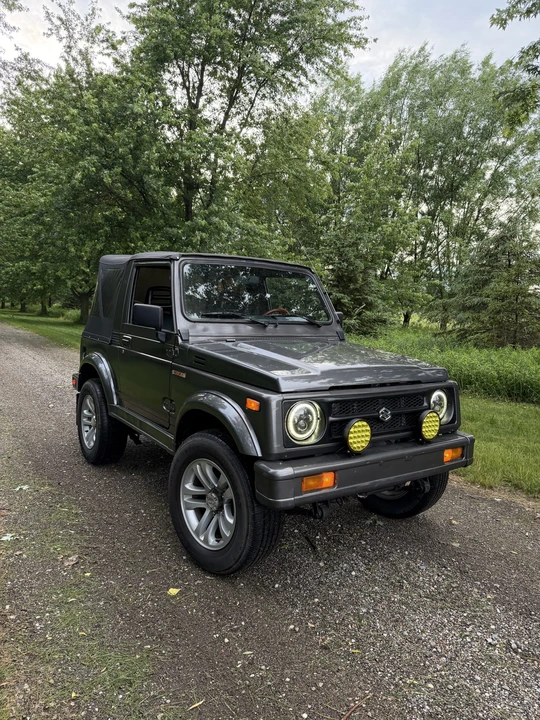 1988 Suzuki - Image 13 of 31