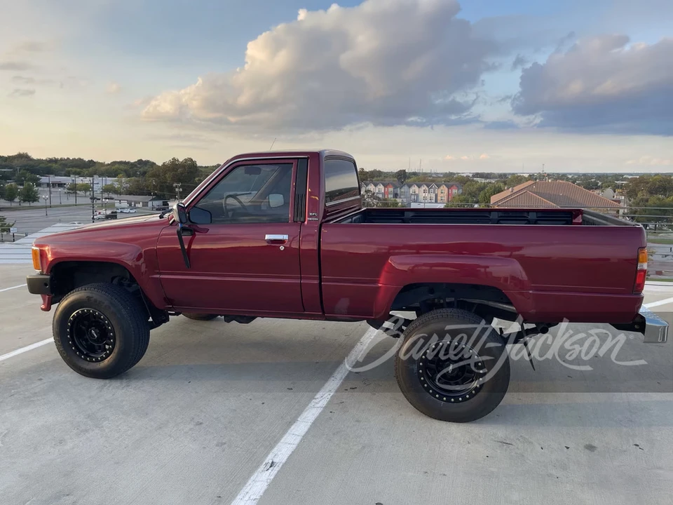 1988 Toyota Hilux 4th Gen - Image 21 of 31