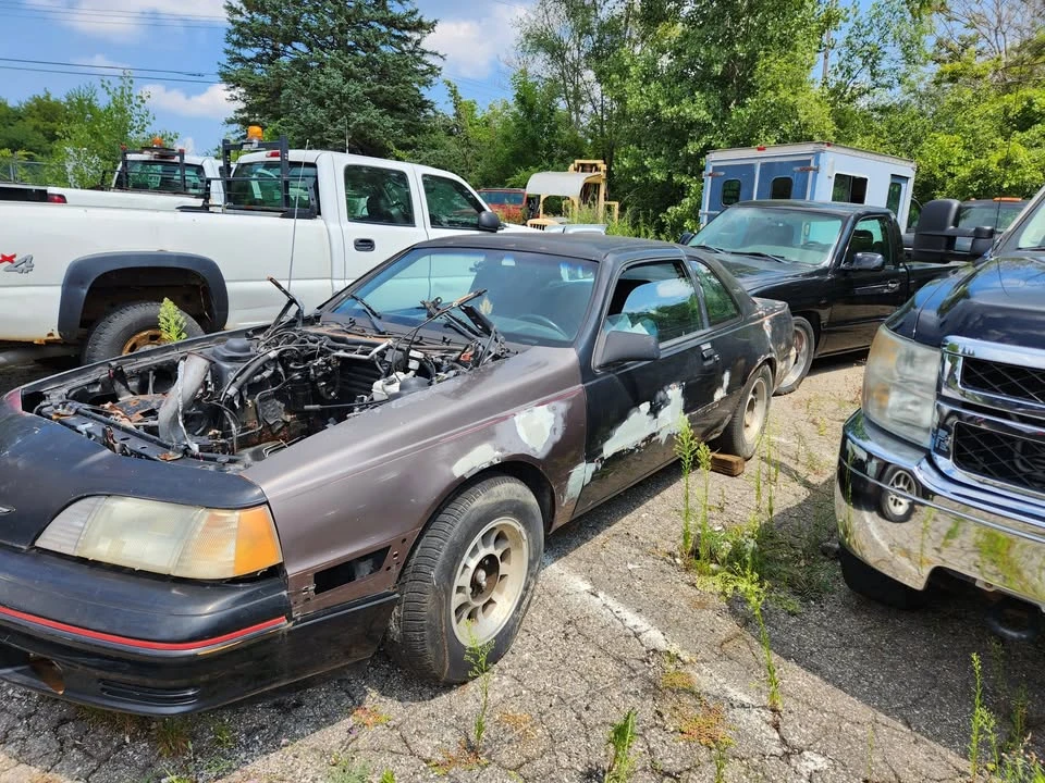 1988 Ford Thunderbird 9th Gen - Image 6 of 10