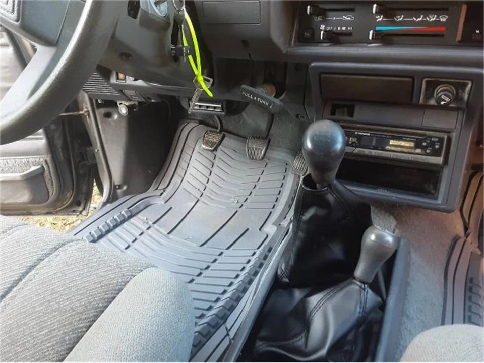 1988 Toyota 4Runner 1st Gen - Image 9 of 21