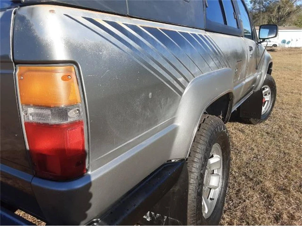 1988 Toyota 4Runner 1st Gen - Image 17 of 21