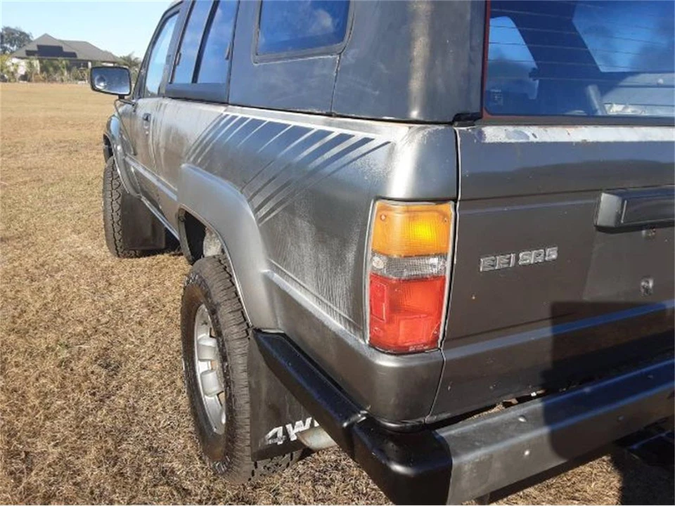 1988 Toyota 4Runner 1st Gen - Image 18 of 21