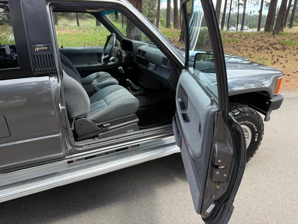1988 Toyota 4Runner 1st Gen - Image 15 of 24