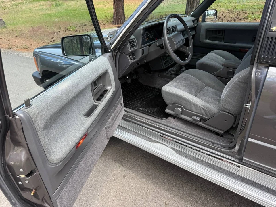 1988 Toyota 4Runner 1st Gen - Image 12 of 24