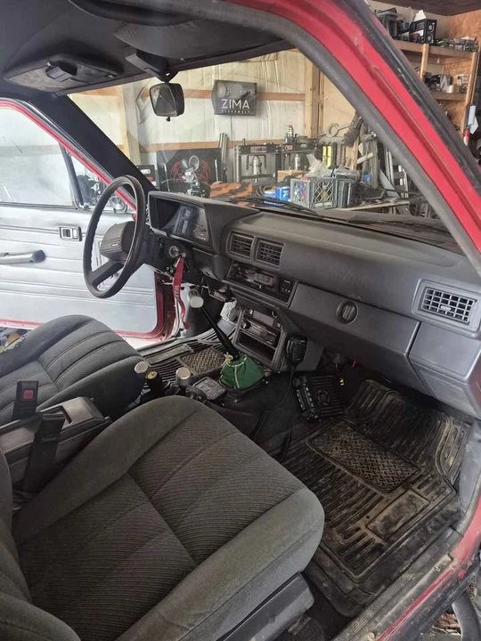 1988 Toyota 4Runner 1st Gen - Image 6 of 10