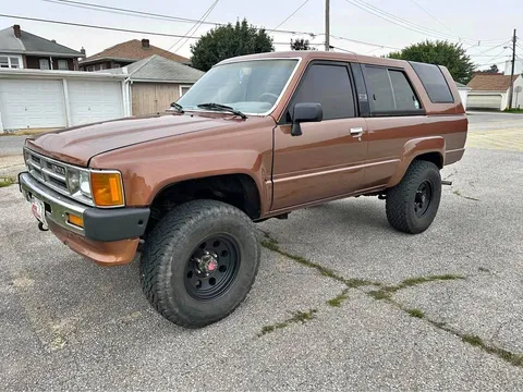 1988 Toyota 4Runner SR5 Sport Utility 2D