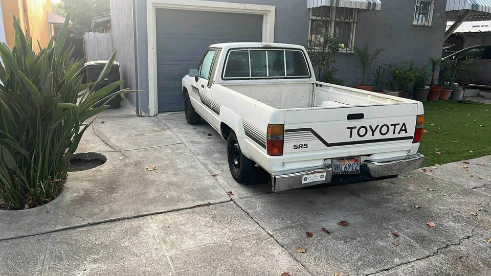 1988 Toyota Corolla AE86 - Image 2 of 2