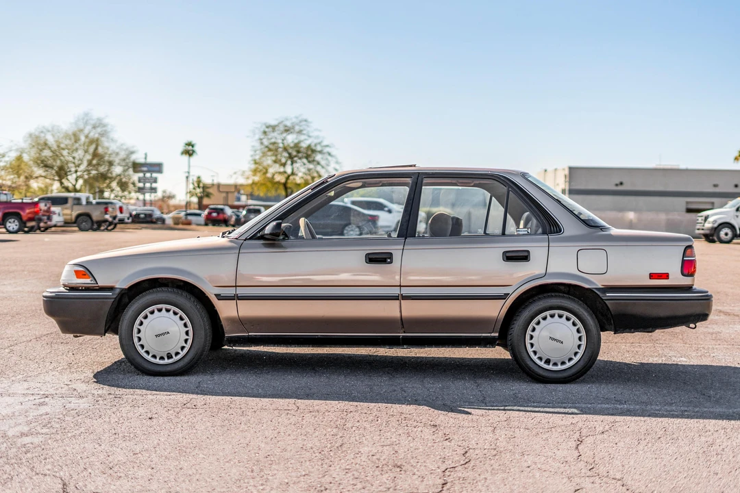 1988 Toyota Corolla 6th Gen - Image 10 of 31