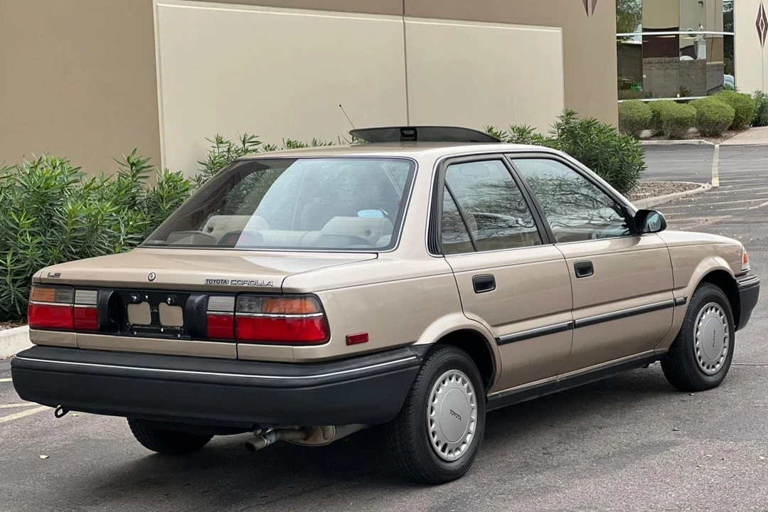 1988 Toyota Corolla 6th Gen - Image 4 of 31