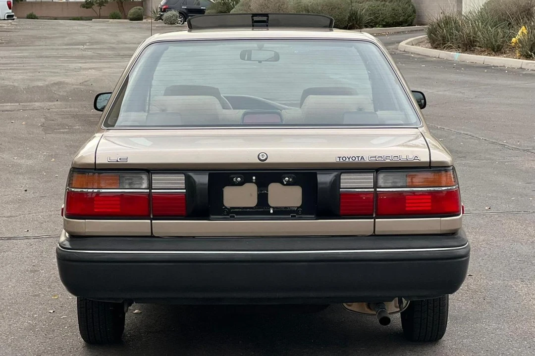 1988 Toyota Corolla 6th Gen - Image 5 of 31