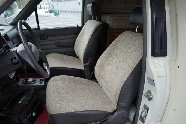 1988 Toyota Dolphin - Image 4 of 8