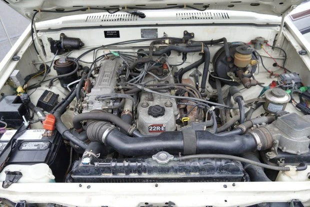 1988 Toyota Dolphin - Image 7 of 8