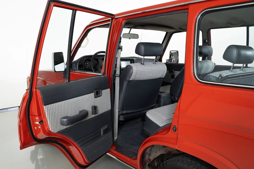 1988 Toyota J60 Land Cruiser - Image 21 of 31
