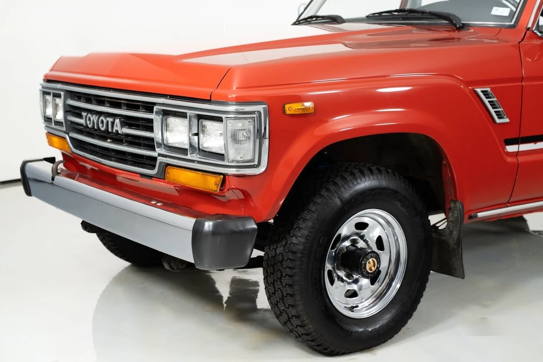 1988 Toyota J60 Land Cruiser - Image 6 of 31