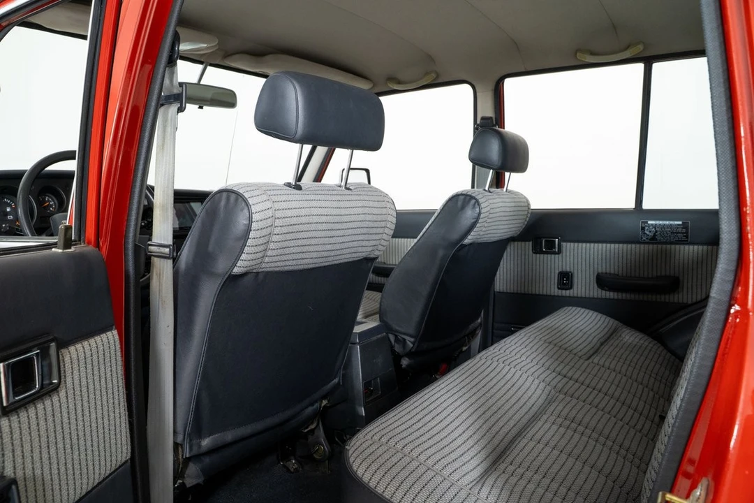 1988 Toyota J60 Land Cruiser - Image 22 of 31
