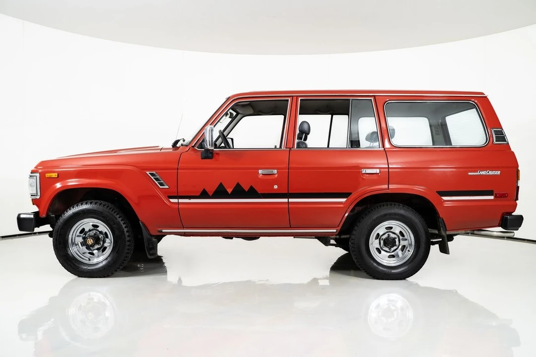 1988 Toyota J60 Land Cruiser - Image 7 of 31